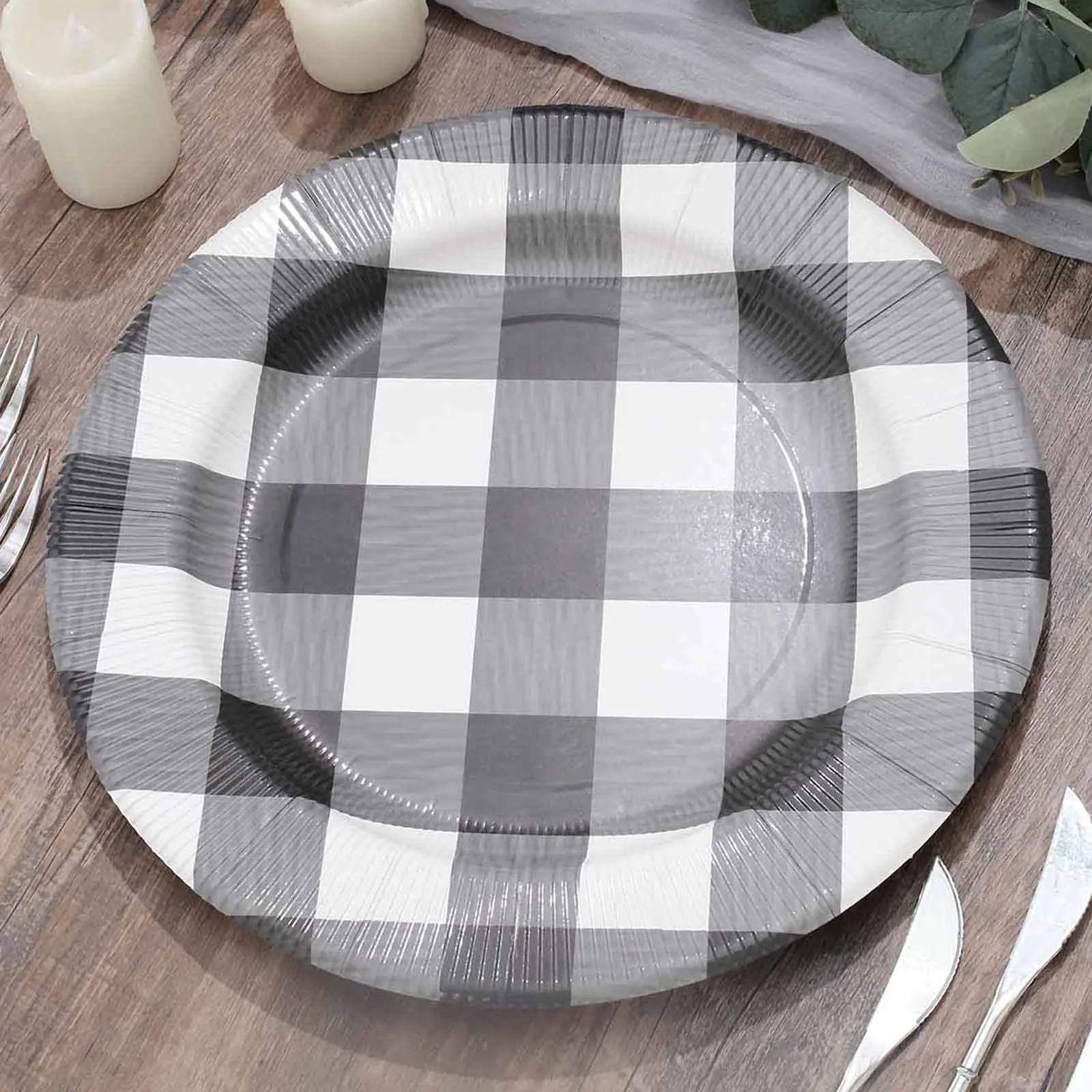 10 Pack 13" Black White Buffalo Plaid Disposable Charger Plates, Round Checkered Sunray Cardboard Serving Trays- 350 GSM