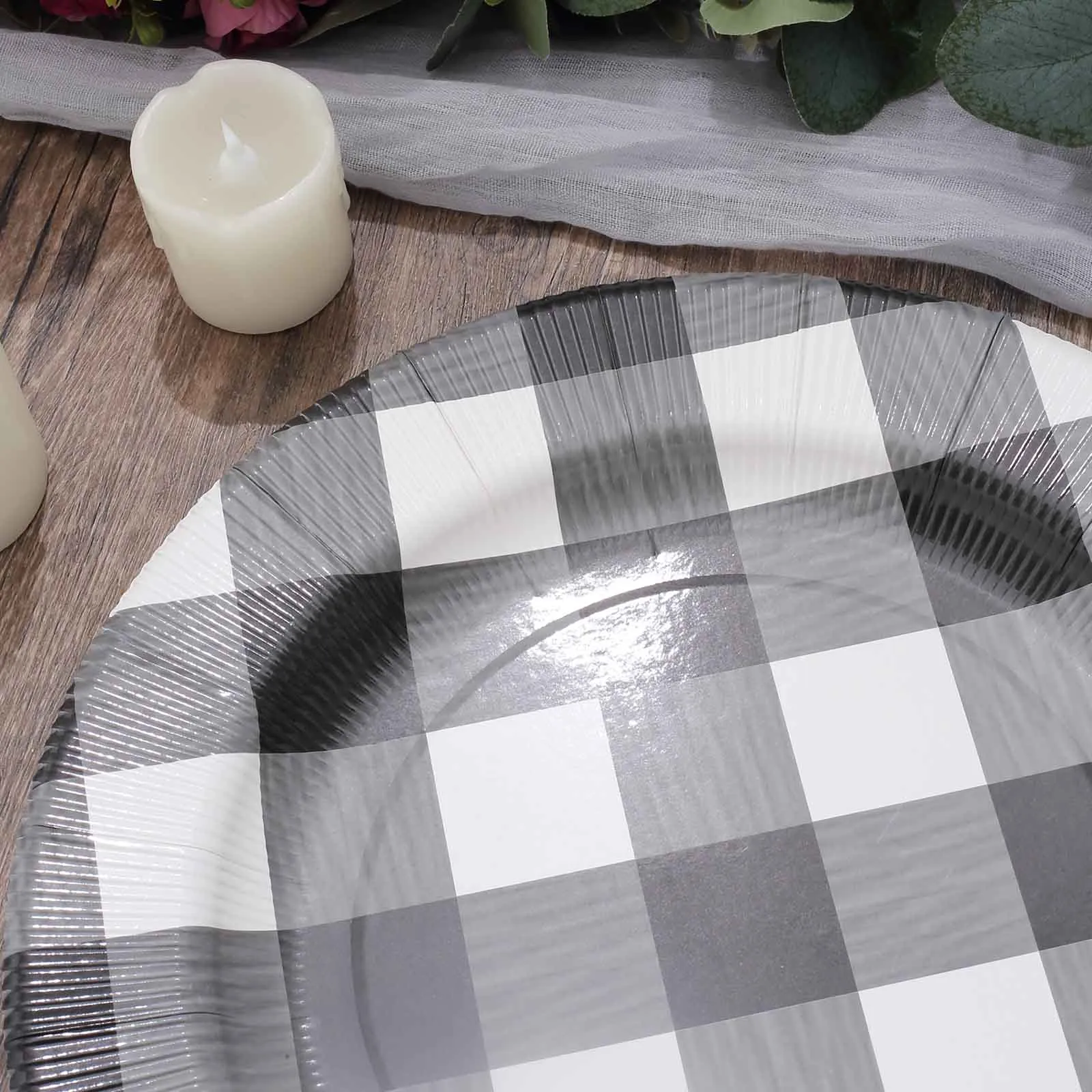 10 Pack 13" Black White Buffalo Plaid Disposable Charger Plates, Round Checkered Sunray Cardboard Serving Trays- 350 GSM