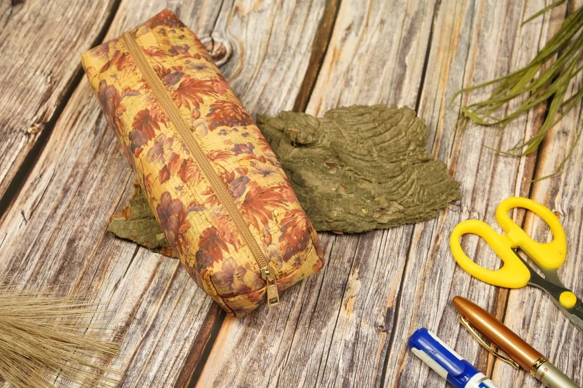 Gold-leaf Pouch | Vegan Cork Utility Pouch | Multipurpose Eco-Friendly