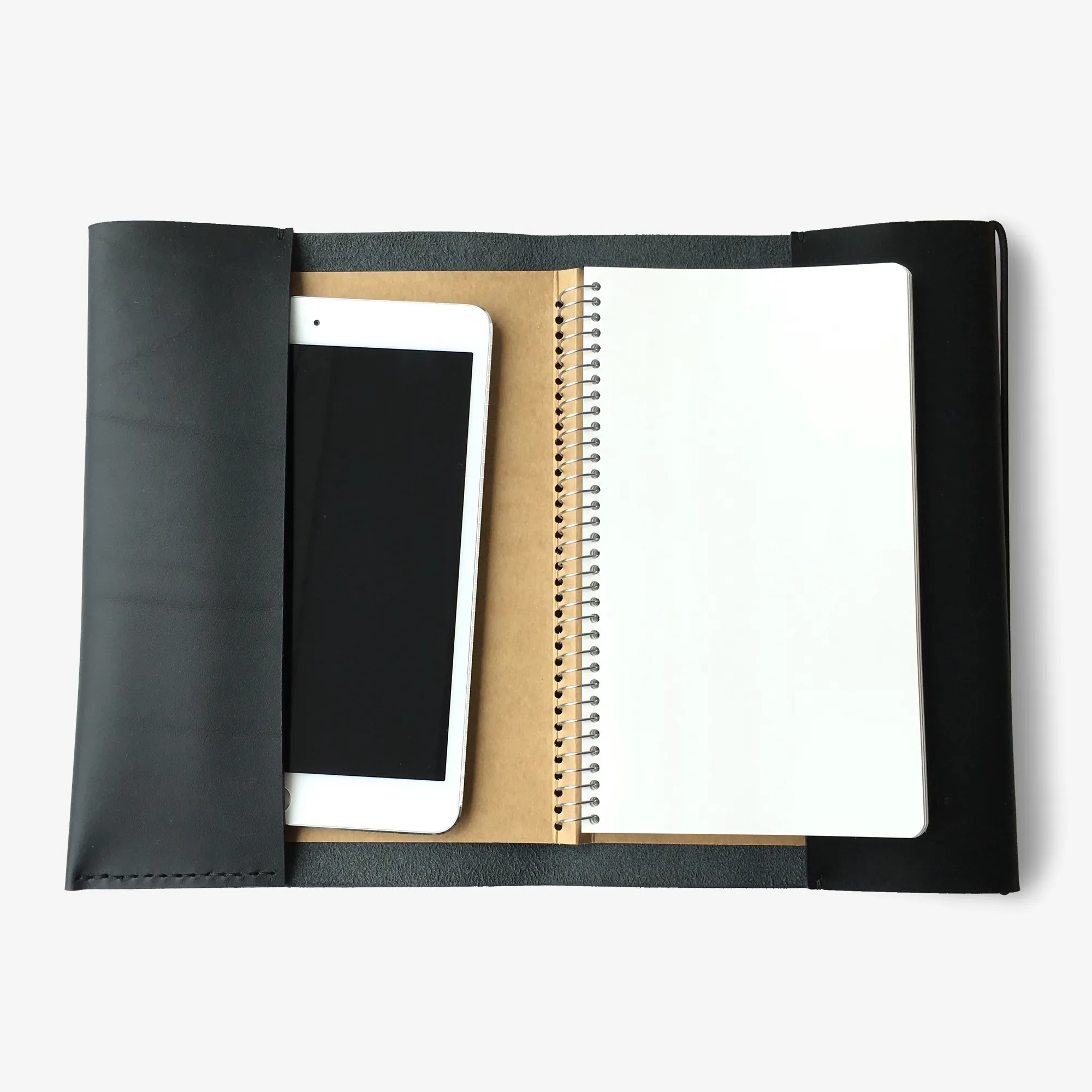 LEATHER CASE PORTFOLIO // BLACK