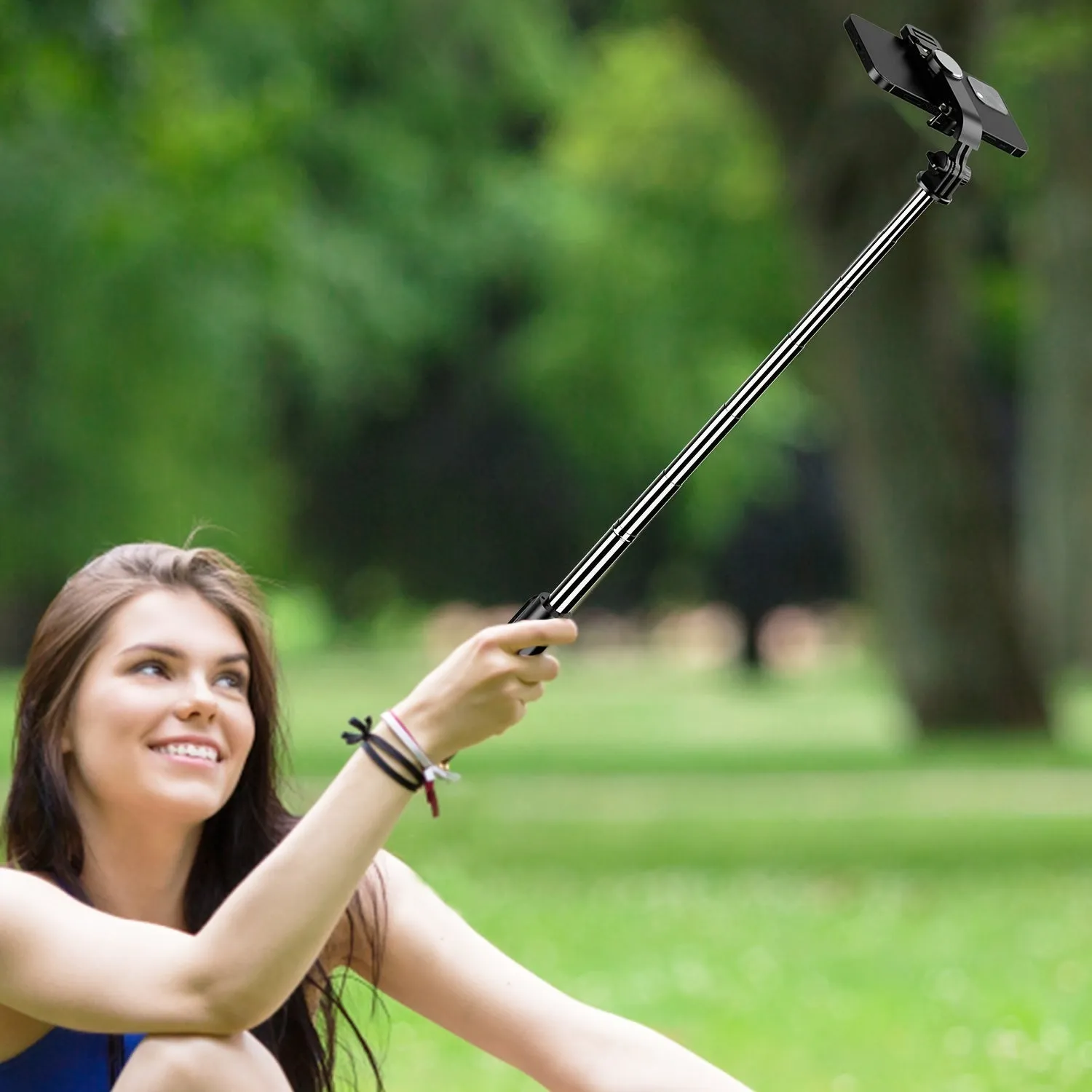 Wireless Selfie Stick Tripod for iPhone and Android Extendable 360°